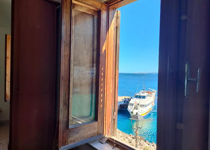 Seaview Дом отдыха Леванцо